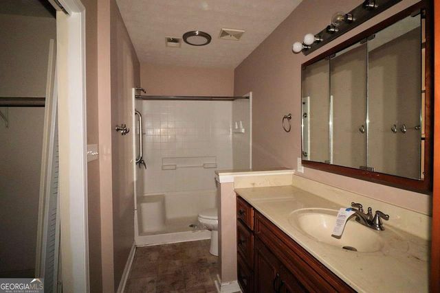 570 Creekwood Pass, Dallas, GA 30157