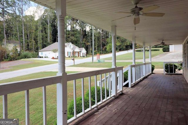 570 Creekwood Pass, Dallas, GA 30157