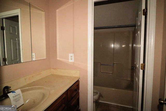 570 Creekwood Pass, Dallas, GA 30157