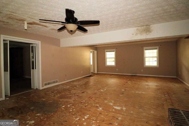 570 Creekwood Pass, Dallas, GA 30157