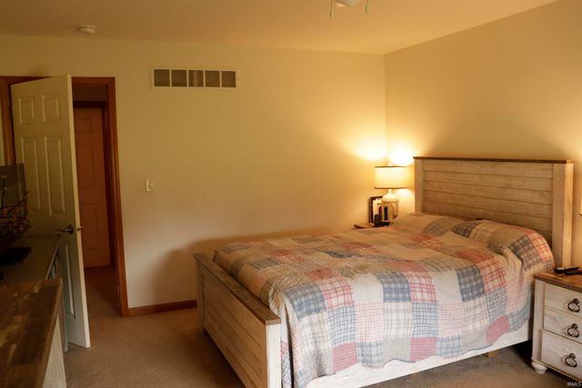 58023 Prairie Ridge Road, Goshen, IN 46528