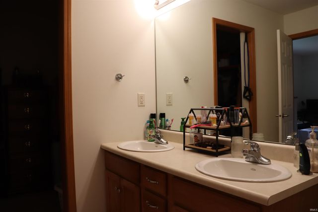 58023 Prairie Ridge Road, Goshen, IN 46528