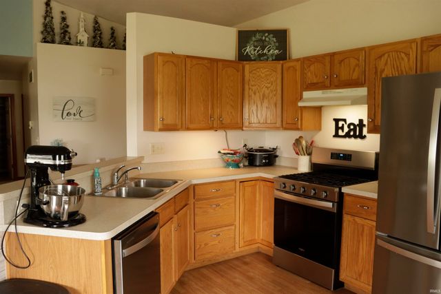 58023 Prairie Ridge Road, Goshen, IN 46528