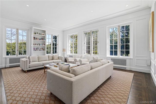 99 Mamaroneck Road, Scarsdale, NY 10583