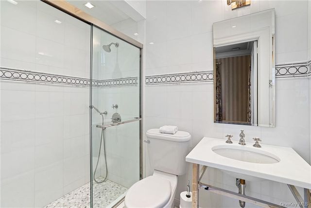 99 Mamaroneck Road, Scarsdale, NY 10583