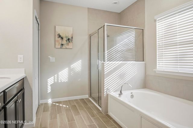 9906 PAVNES CREEK Drive, Jacksonville, FL 32222