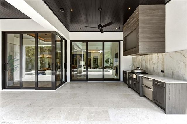 1079 Diana AVE, Naples, FL 34103