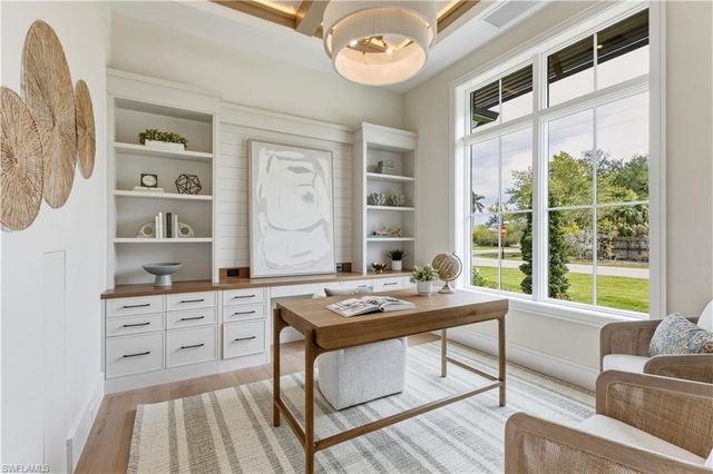 1079 Diana AVE, Naples, FL 34103