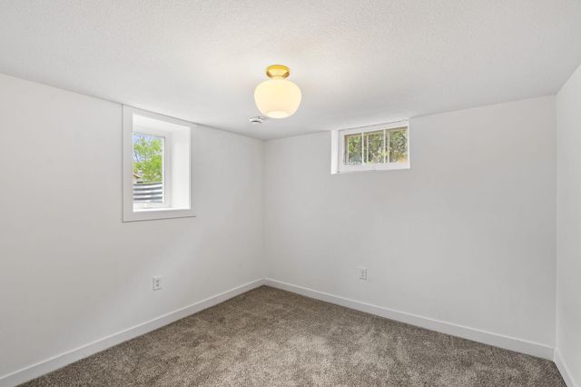 4424 Russell Avenue N, Minneapolis, MN 55412