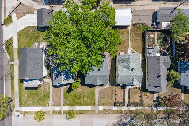 4424 Russell Avenue N, Minneapolis, MN 55412