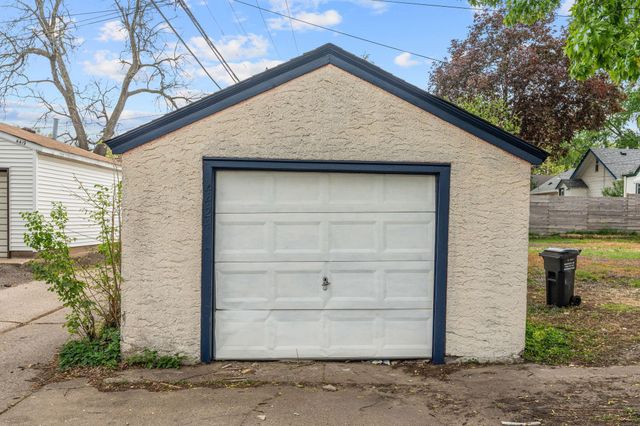 4424 Russell Avenue N, Minneapolis, MN 55412