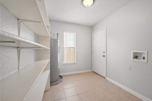 141 Wild Buffalo DR, Kyle, TX 78640