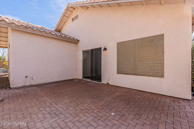 2525 N Camino Reloj, Green Valley, AZ 85614