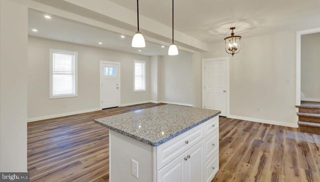 323 MAIN ST, Shoemakersville, PA 19555