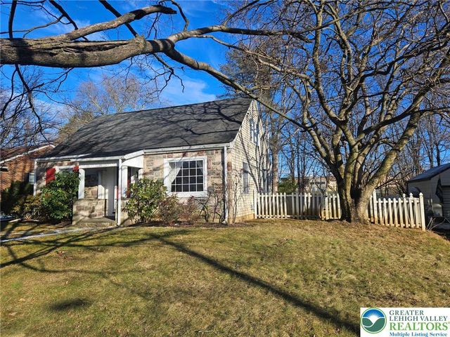 2218 Center Street, Bethlehem City, PA 18017