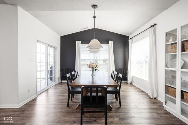 8850 Wicklow Way, Brownsburg, IN 46112