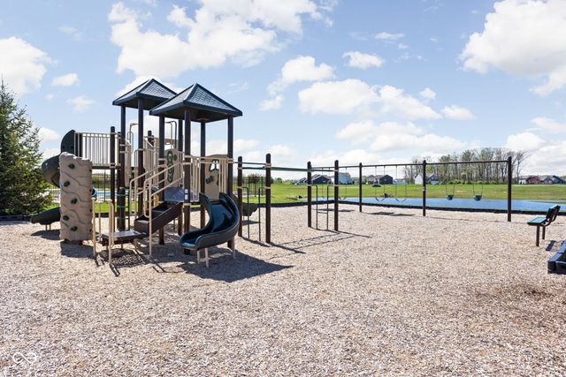 8850 Wicklow Way, Brownsburg, IN 46112