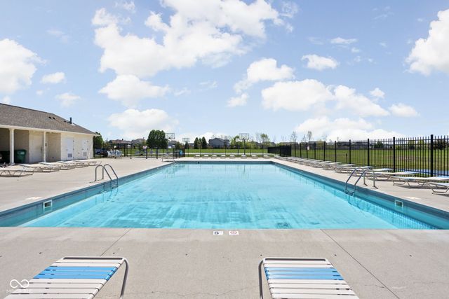8850 Wicklow Way, Brownsburg, IN 46112