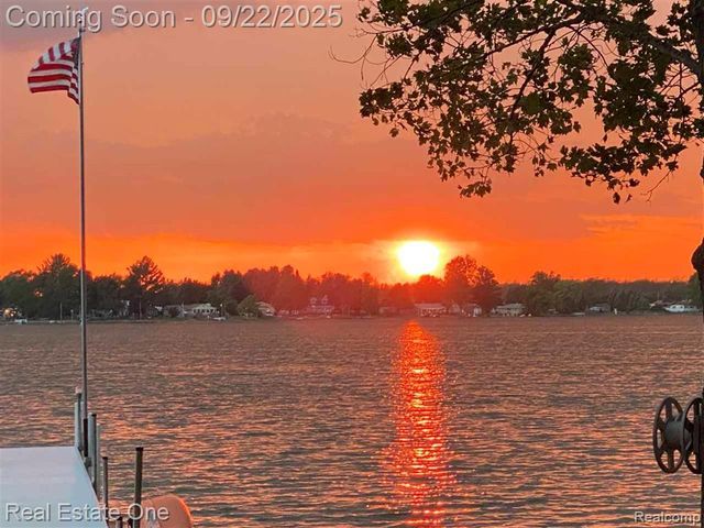 7948 E Cedar Lake Drive, Greenbush, MI 48738