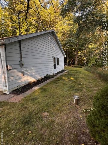 7948 E Cedar Lake Drive, Greenbush, MI 48738
