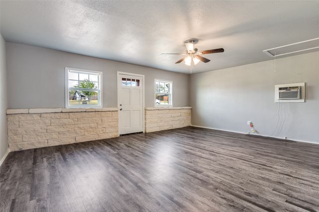 320 Egret Circle, East Tawakoni, TX 75472