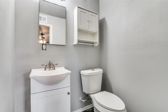 320 Egret Circle, East Tawakoni, TX 75472
