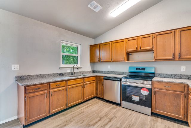 320 Egret Circle, East Tawakoni, TX 75472