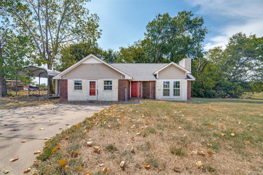 320 Egret Circle, East Tawakoni, TX 75472
