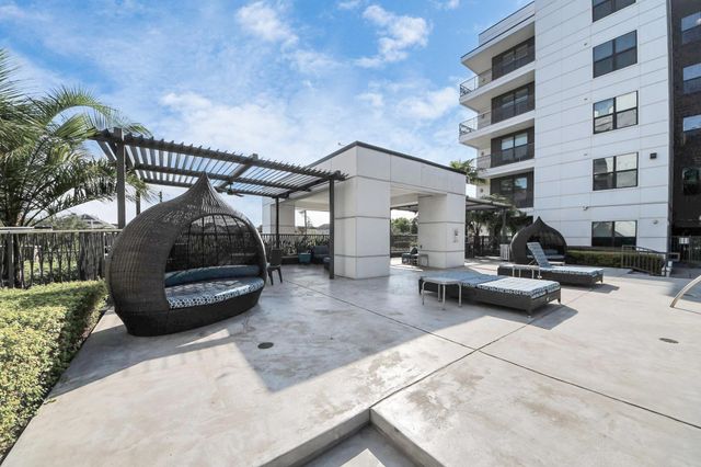 5454 Washington St Avenue 1426, Houston, TX 77007