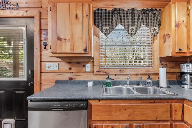 118 Ringtail Run, Murphy, NC 28906