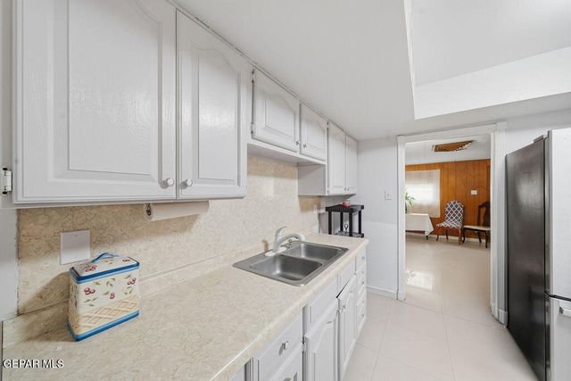 8915 CROSSON Circle, El Paso, TX 79904