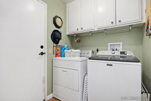 15601 Via Marchena, San Diego, CA 92128