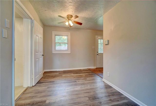 909 Ellington SQ, Portsmouth, VA 23701