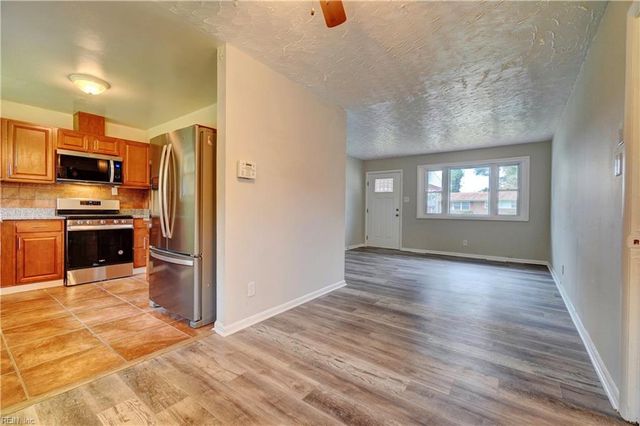 909 Ellington SQ, Portsmouth, VA 23701