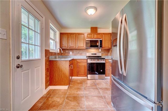 909 Ellington SQ, Portsmouth, VA 23701