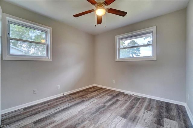 909 Ellington SQ, Portsmouth, VA 23701