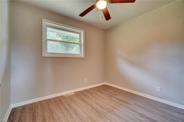 909 Ellington SQ, Portsmouth, VA 23701