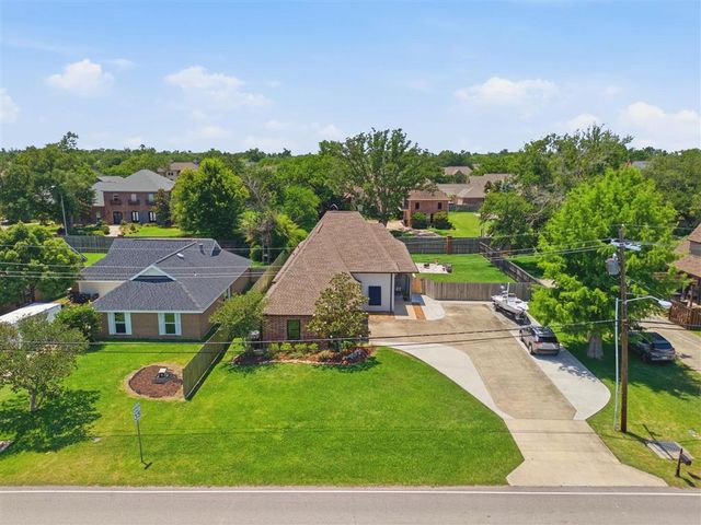 4148 Weaver Road, Lake Charles, LA 70605