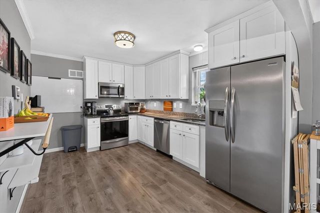 3913 Cordes Drive, St Louis, MO 63125
