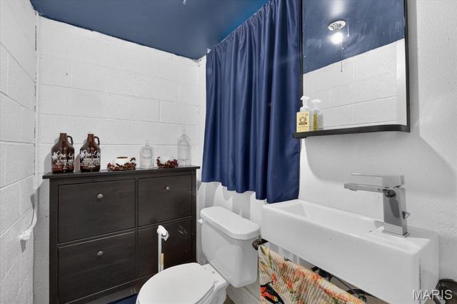 3913 Cordes Drive, St Louis, MO 63125