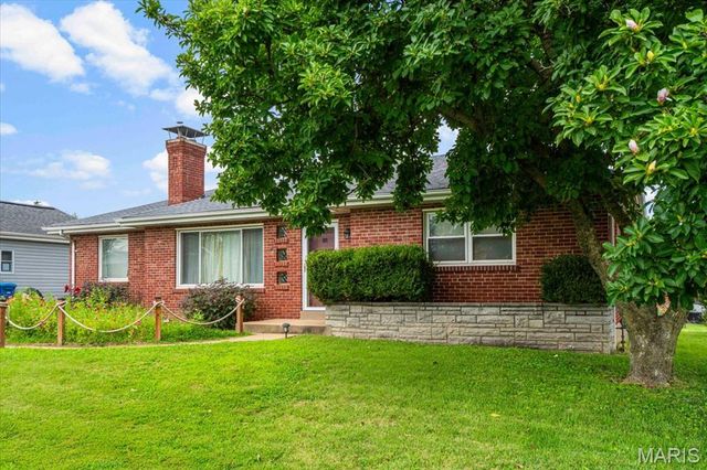 3913 Cordes Drive, St Louis, MO 63125