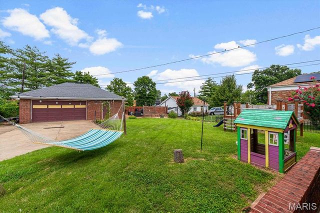 3913 Cordes Drive, St Louis, MO 63125