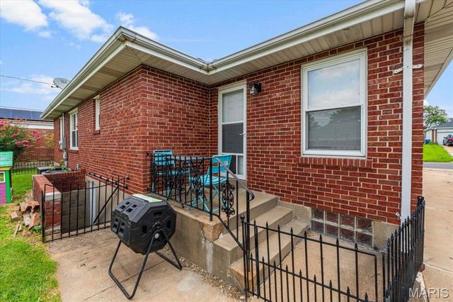3913 Cordes Drive, St Louis, MO 63125