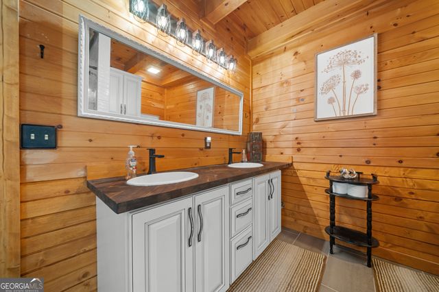 817 Lakeview Road, Statesboro, GA 30461