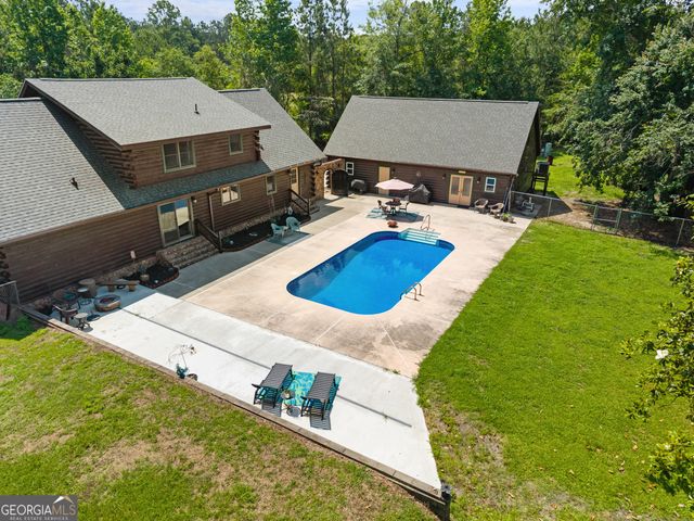 817 Lakeview Road, Statesboro, GA 30461