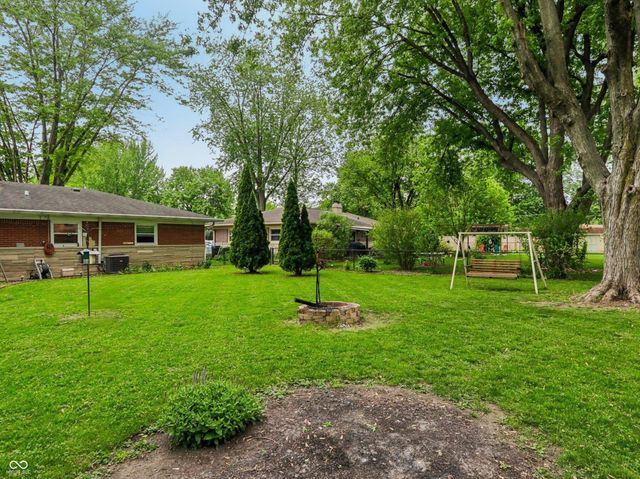 222 Pamela Parkway, Brownsburg, IN 46112