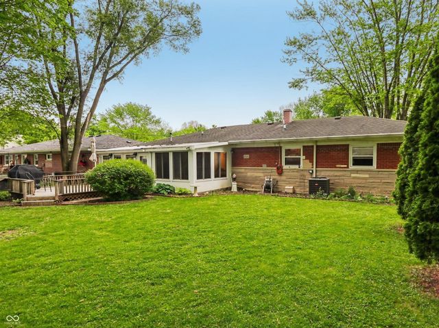 222 Pamela Parkway, Brownsburg, IN 46112