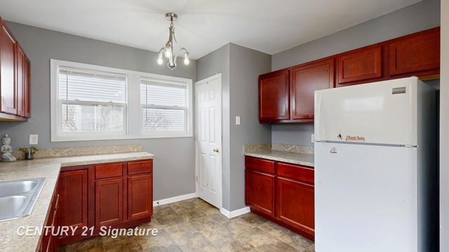 1008 Dupont St Street, Flint, MI 48504