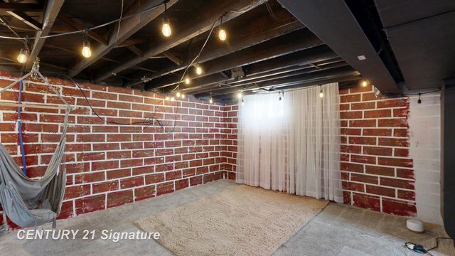 1008 Dupont St Street, Flint, MI 48504