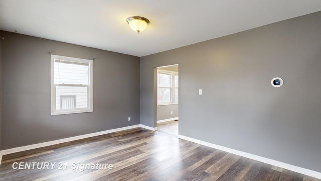 1008 Dupont St Street, Flint, MI 48504